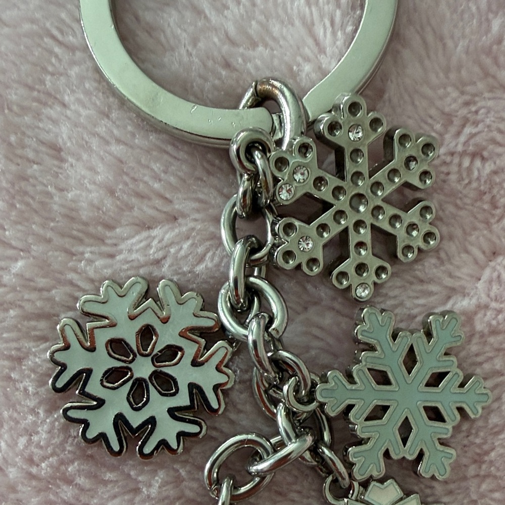 Vintage Coach Silver Snowflake Charm/Key Fob - Picture 6 of 11